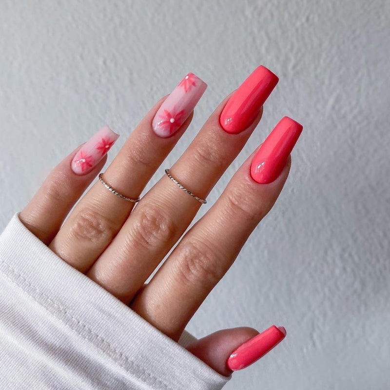 24Pcs Unhas Postiças Comprimento Médio - Bailarina Cor Nude e Rosa Unhas com cola de pressão.